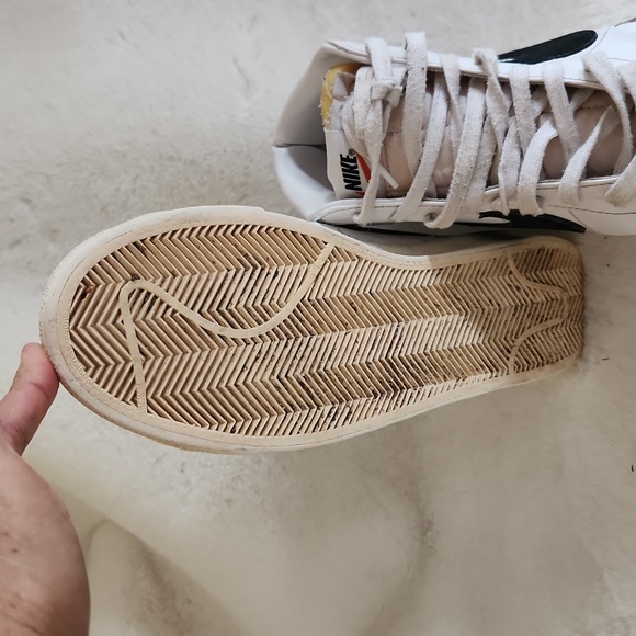 Nike Men's Blazer Mid 77 Size 10 - Picture 7 of 8